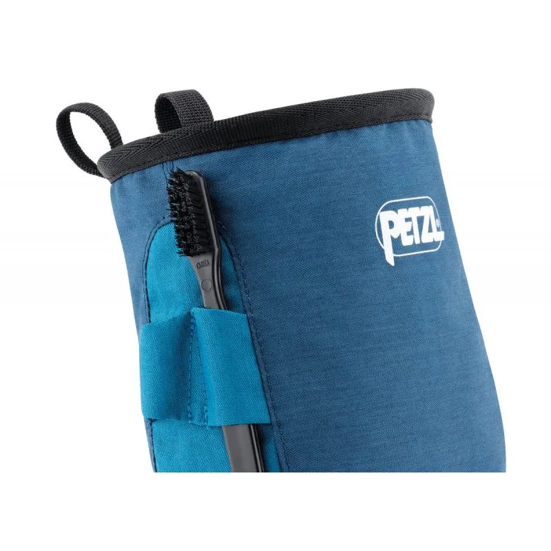 Bolsa de tiza ergonómica PETZL SAKA (azul)