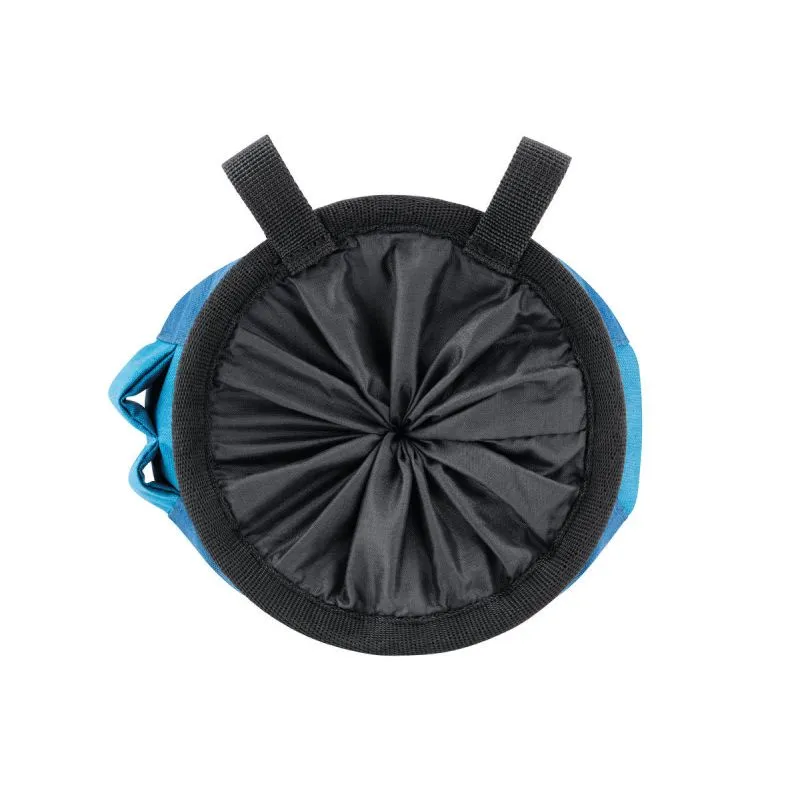 Bolsa de tiza ergonómica PETZL SAKA (azul)