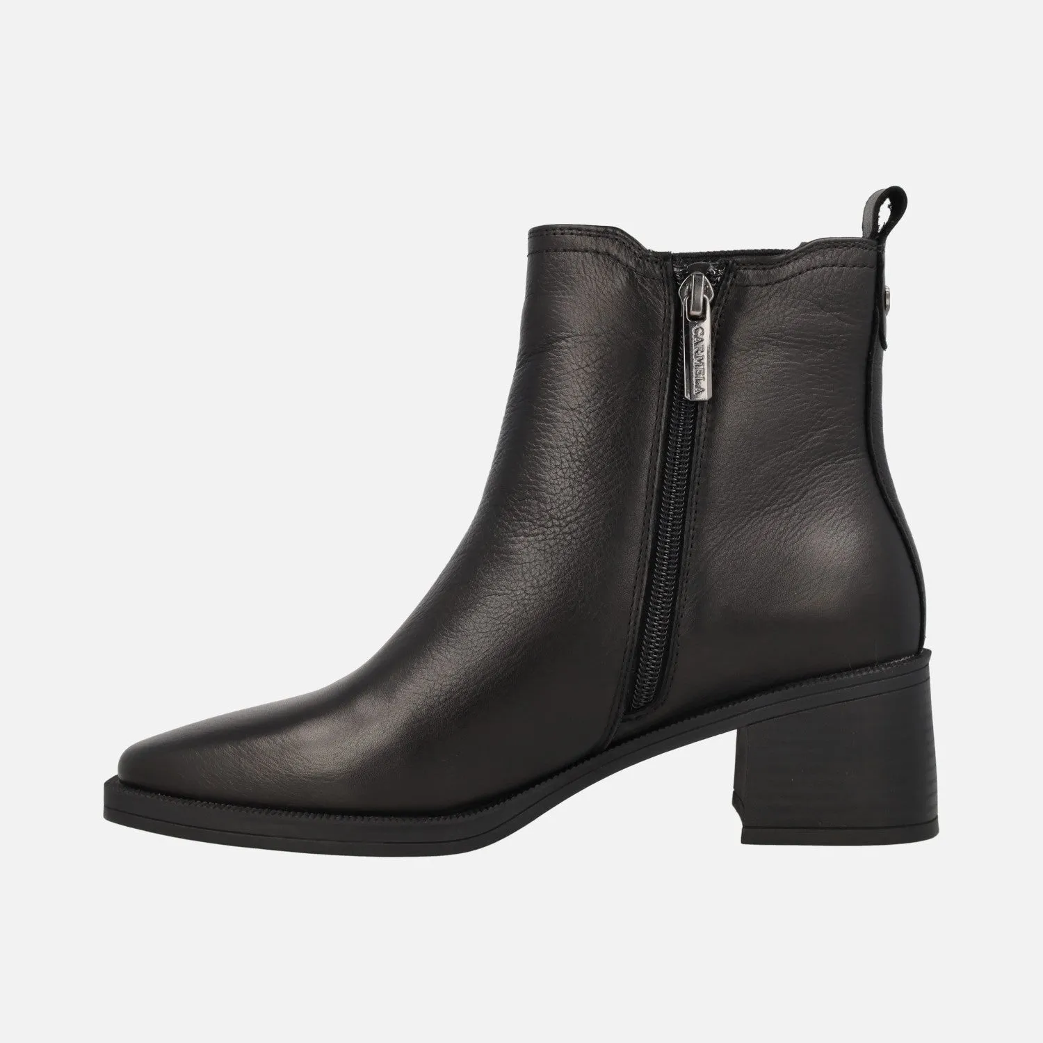 Botines negros de piel con tacón medio y elástico lateral Carmela