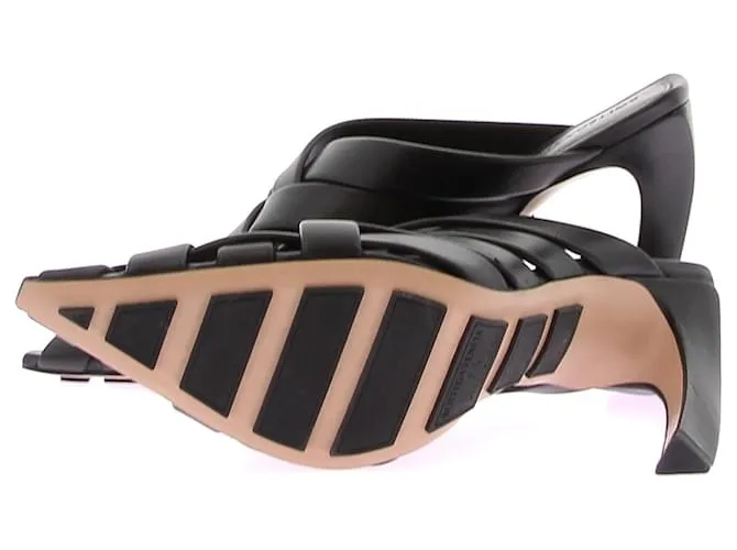 BOTTEGA VENETA Sandalias T.EU 36.5 Cuero Negro 