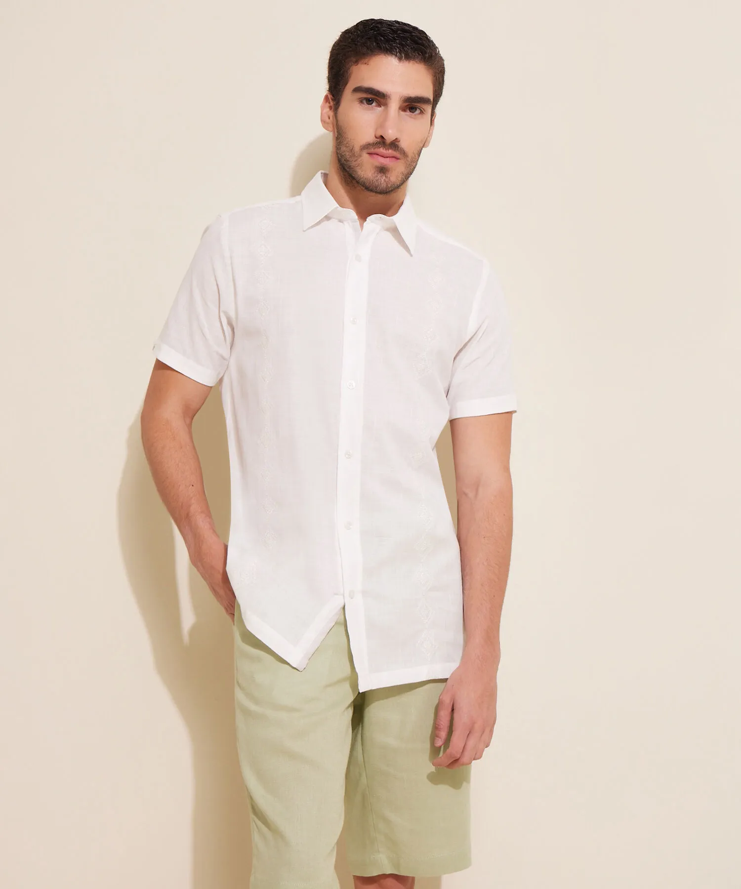CAMISA GUAYABERA EN EFECTO R&UACUTE;STICO