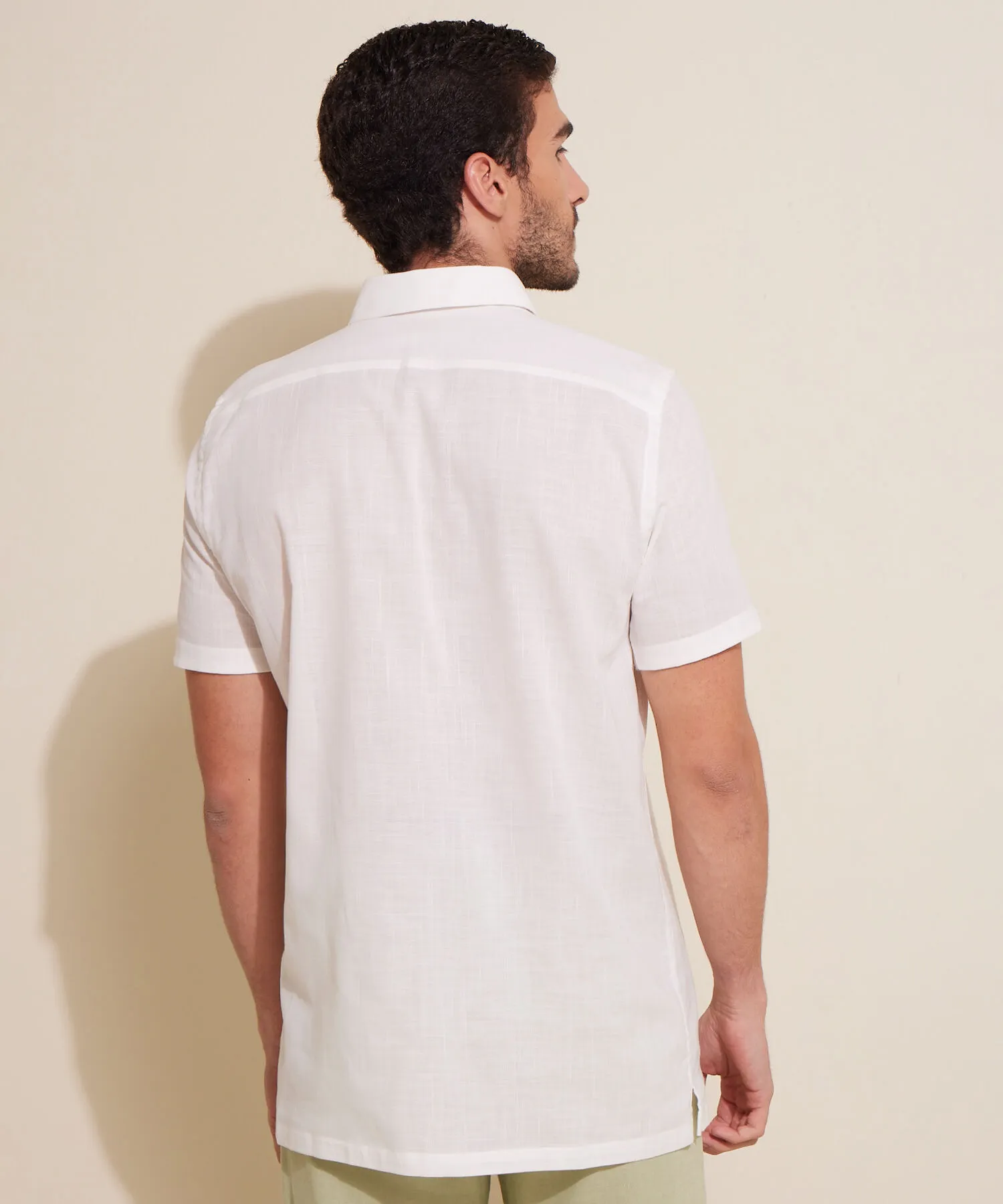 CAMISA GUAYABERA EN EFECTO R&UACUTE;STICO