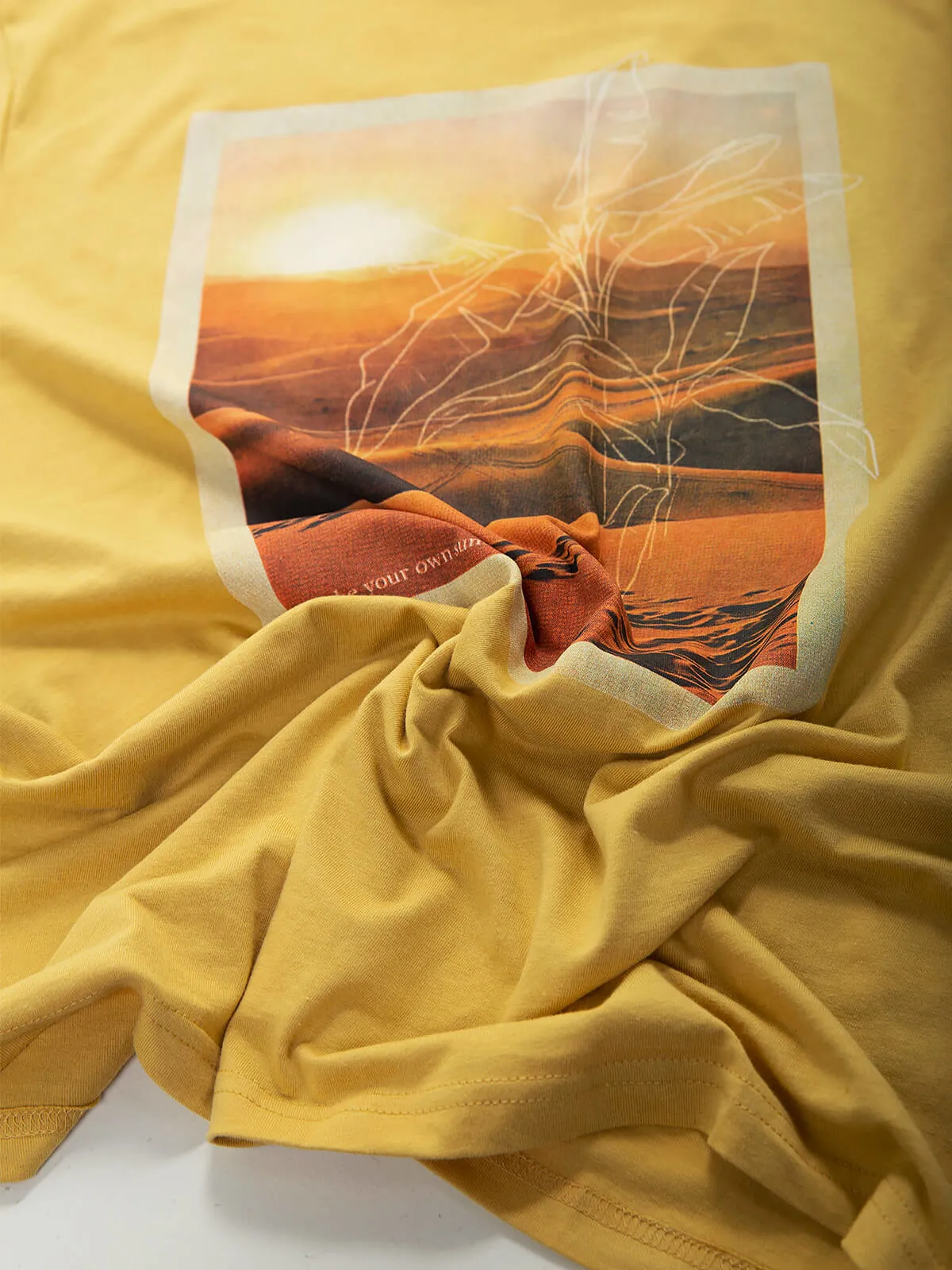 Camiseta con paisaje manga corta