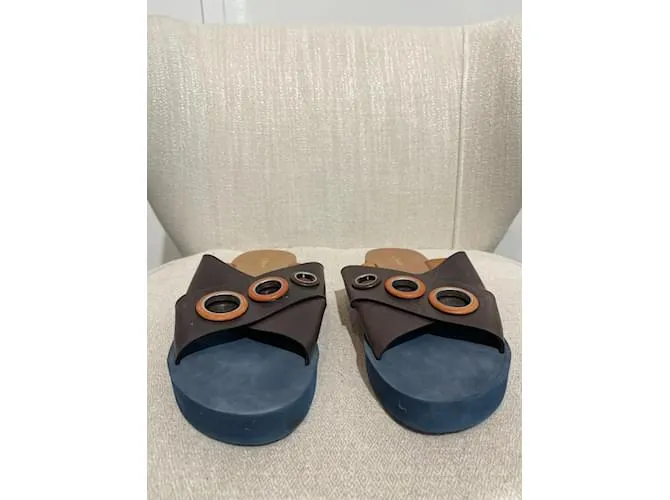 Chloé CHLOE Sandalias T.UE 38 Cuero Castaño 