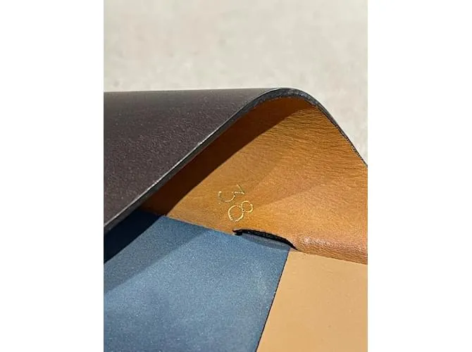 Chloé CHLOE Sandalias T.UE 38 Cuero Castaño 
