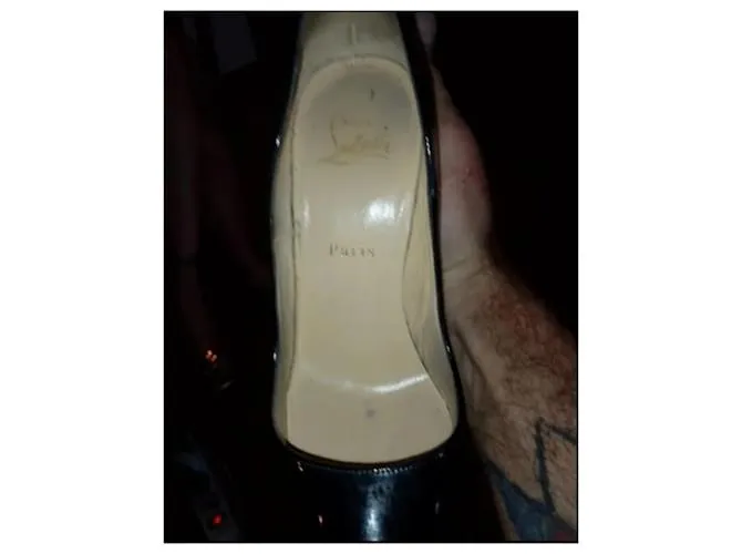 Christian Louboutin Escote Negro 