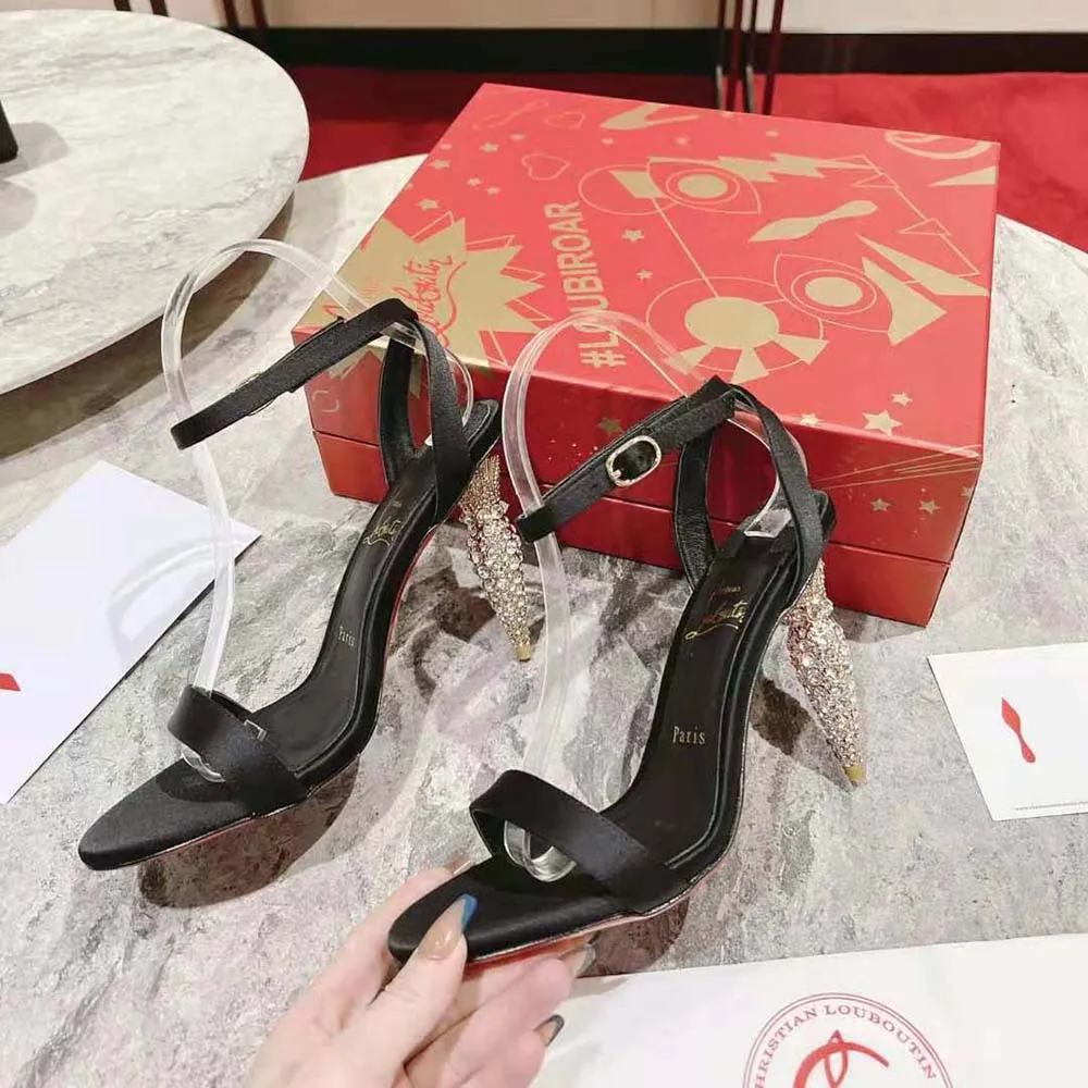 CHRISTIAN LOUBOUTIN MUJER LIPSTRASS QUEEN 100 MM ALTURA DEL TACóNNEGRO