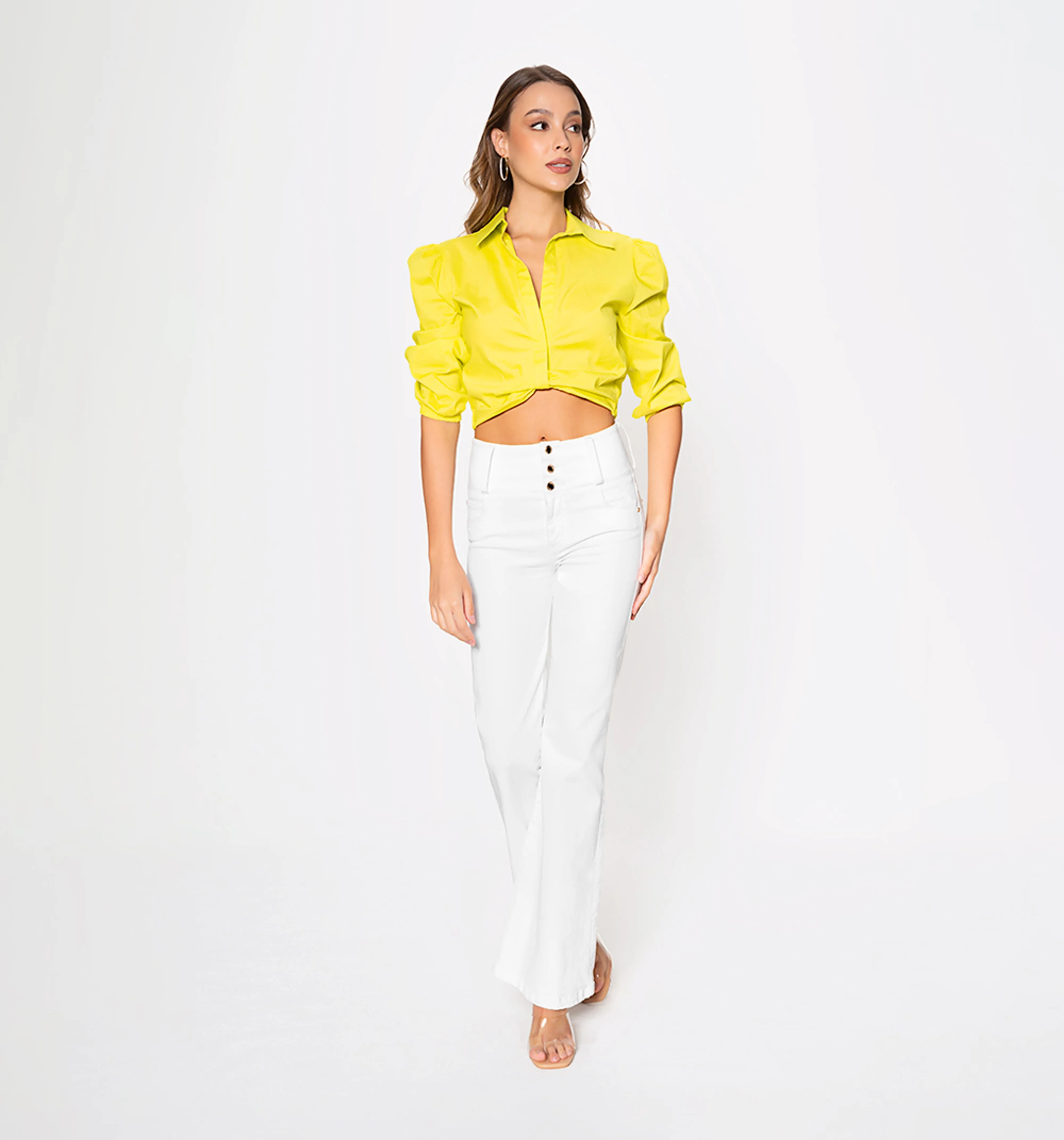 Crop tipo camisero  manga 3/4