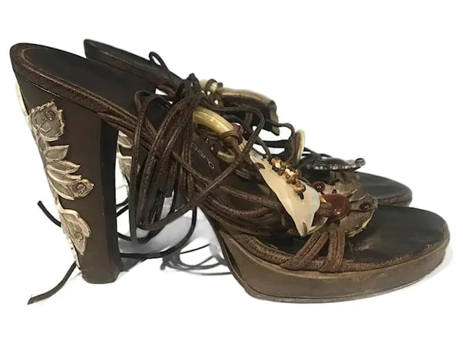 EMANUEL UNGARO Sandalias T.UE 37 cuero Castaño 