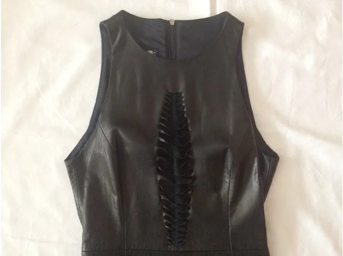 Emporio Armani Vestido de cuero Negro 