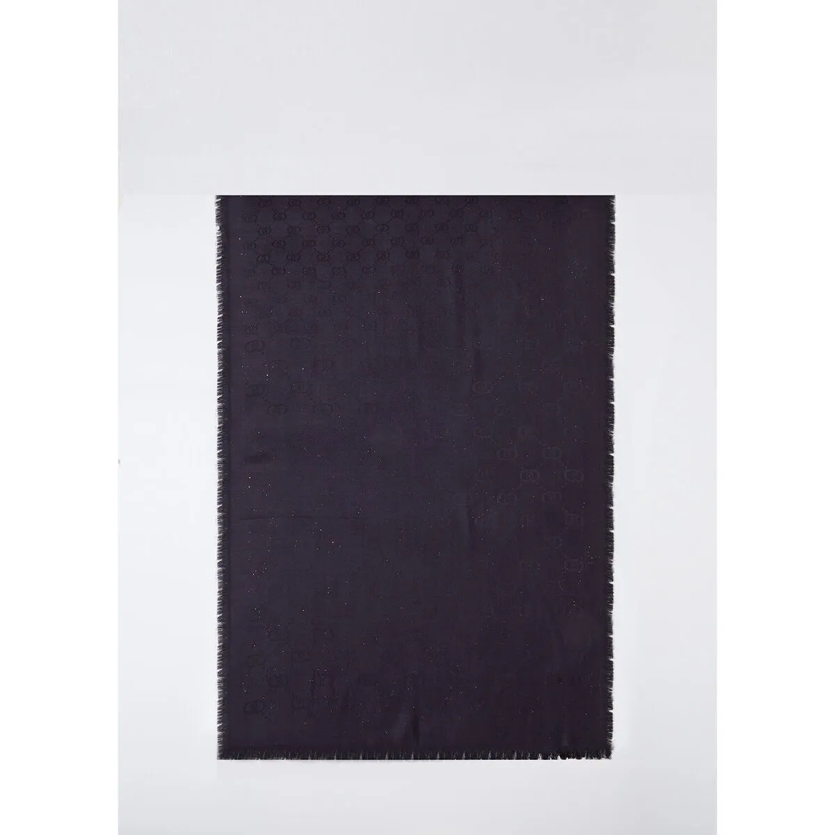 Estola con logotipo jacquard