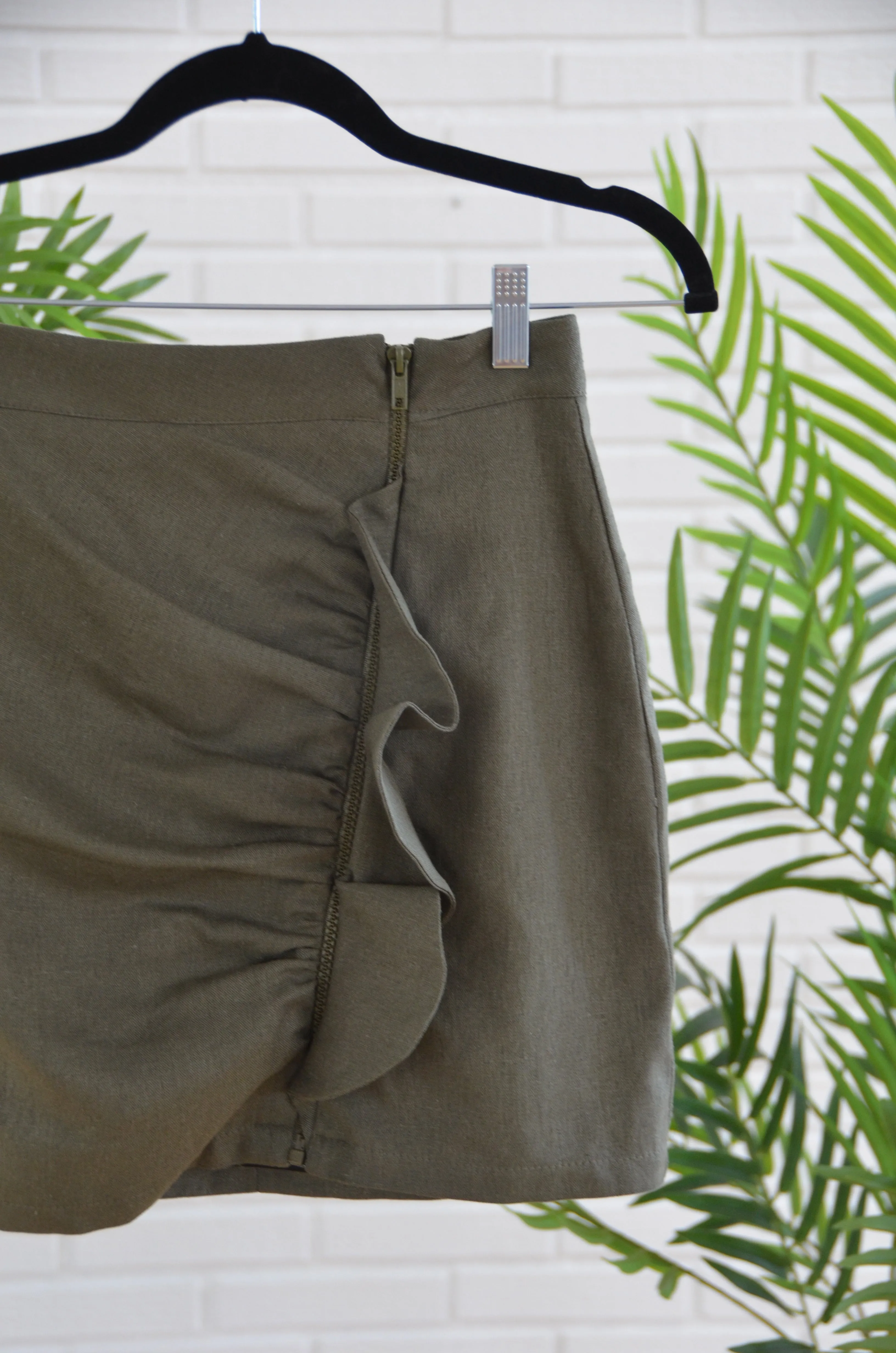 Falda cremallera lino khaki