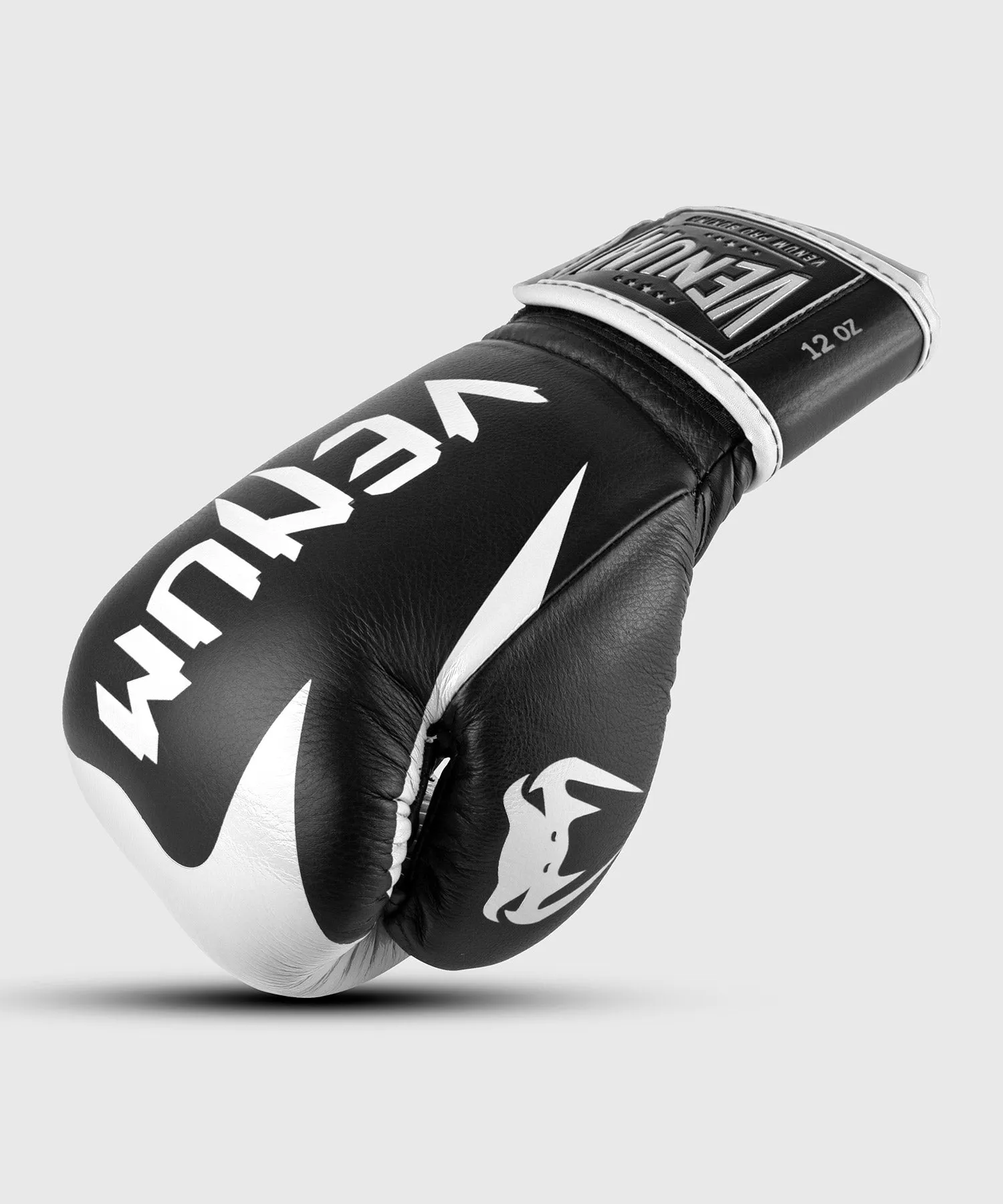 GUANTES DE BOXEO PROFESIONAL VENUM HAMMER – VELCRO  NEGRO/BLANCO