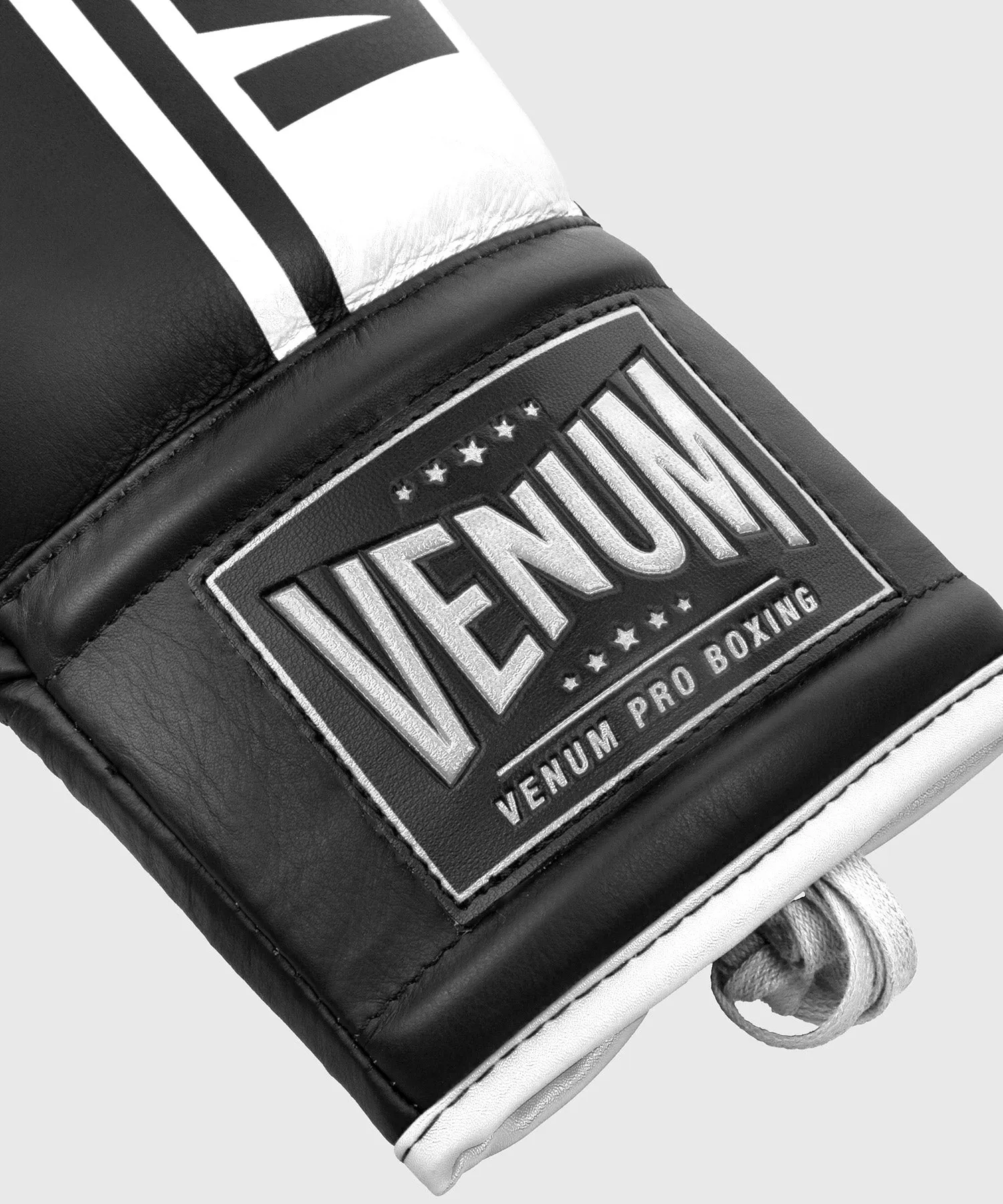 Guantes de Boxeo profesional Venum Shield – cordones