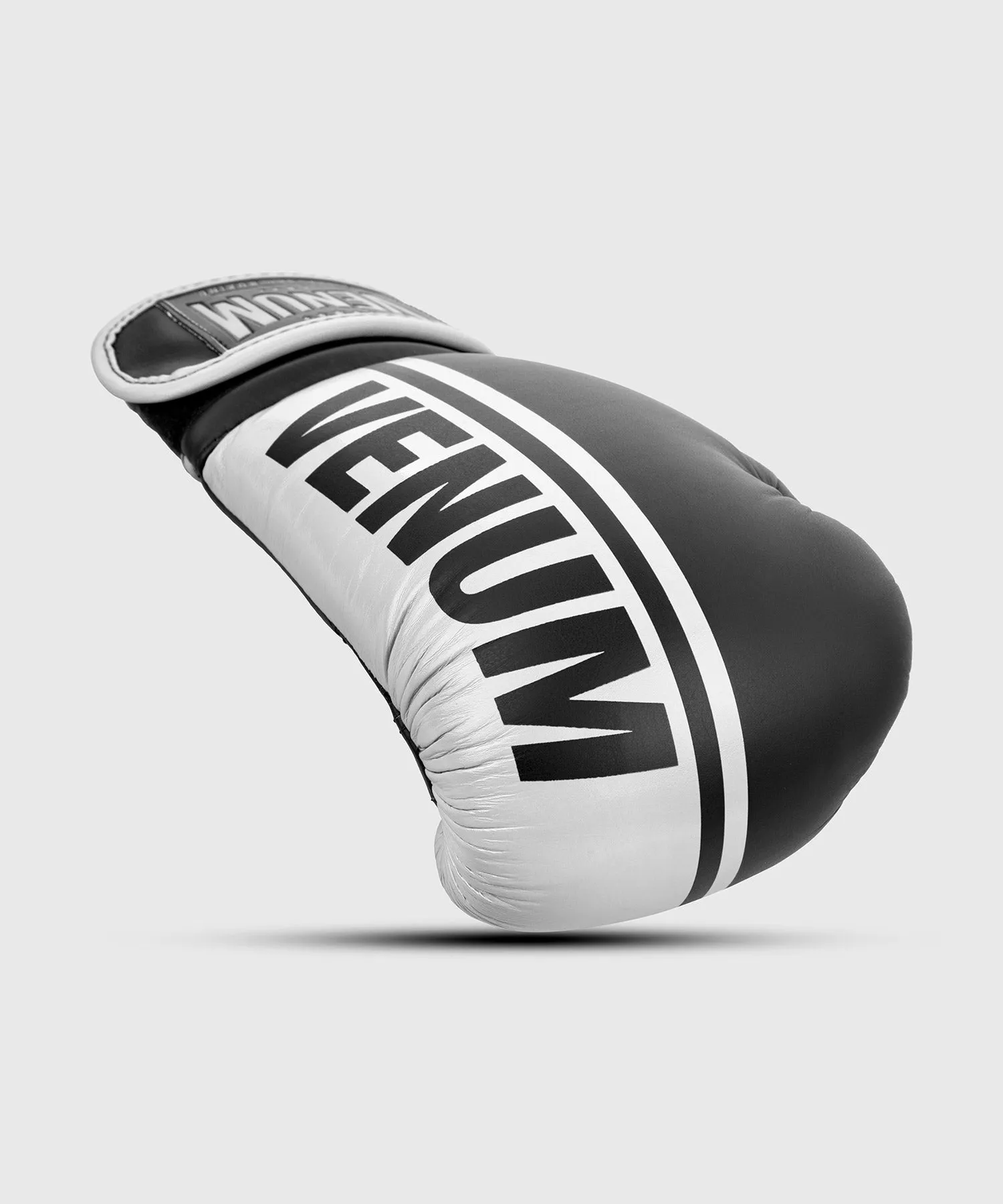 GUANTES DE BOXEO PROFESIONAL VENUM SHIELD – VELCRO  NEGRO/BLANCO