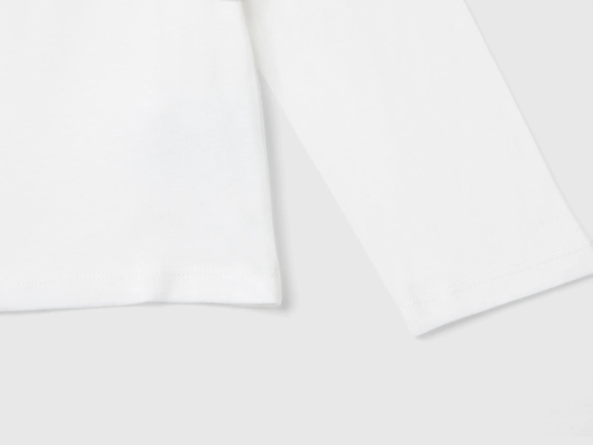 Jersey con logo en strass