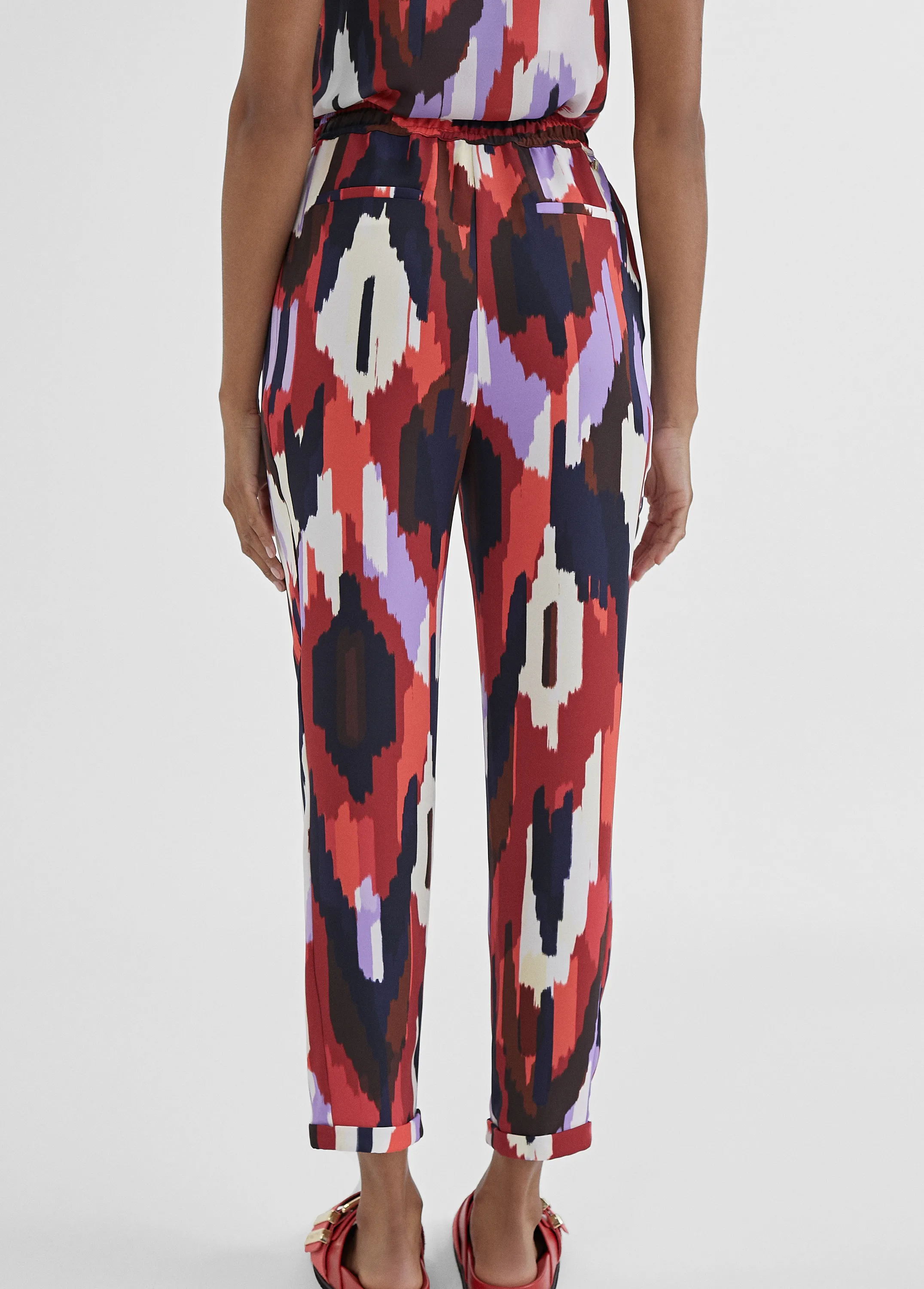 Jogging estampado rojo Lola Casademunt