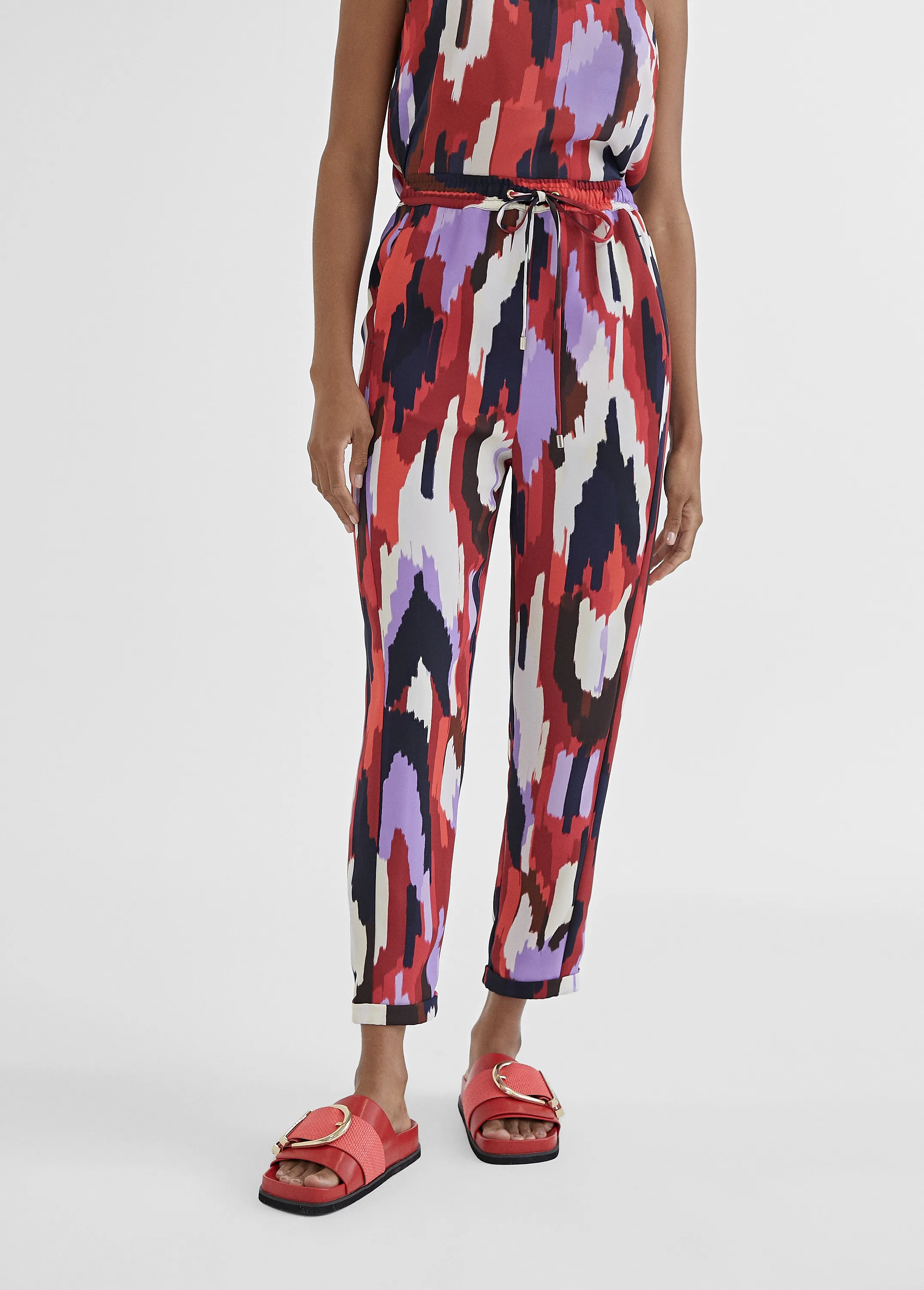 Jogging estampado rojo Lola Casademunt