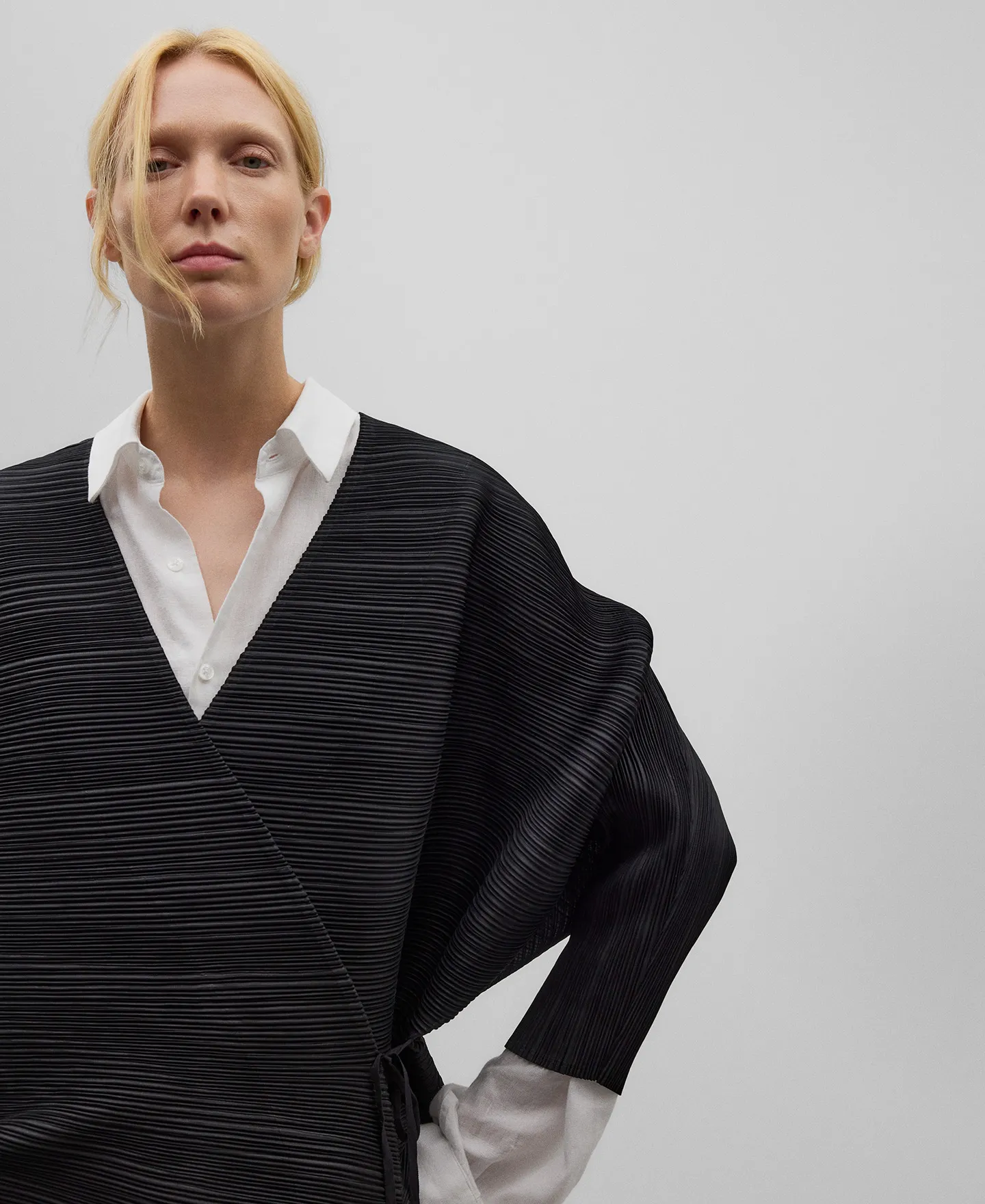 Kimono crinkle negro mujer