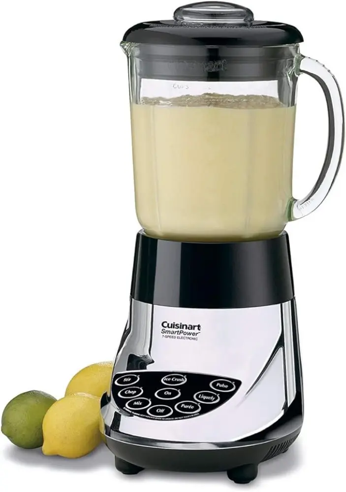 Licuadora con base cromada