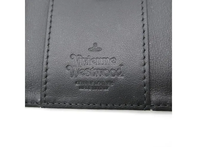 Llave de cuero blanco Vivienne Westwood 