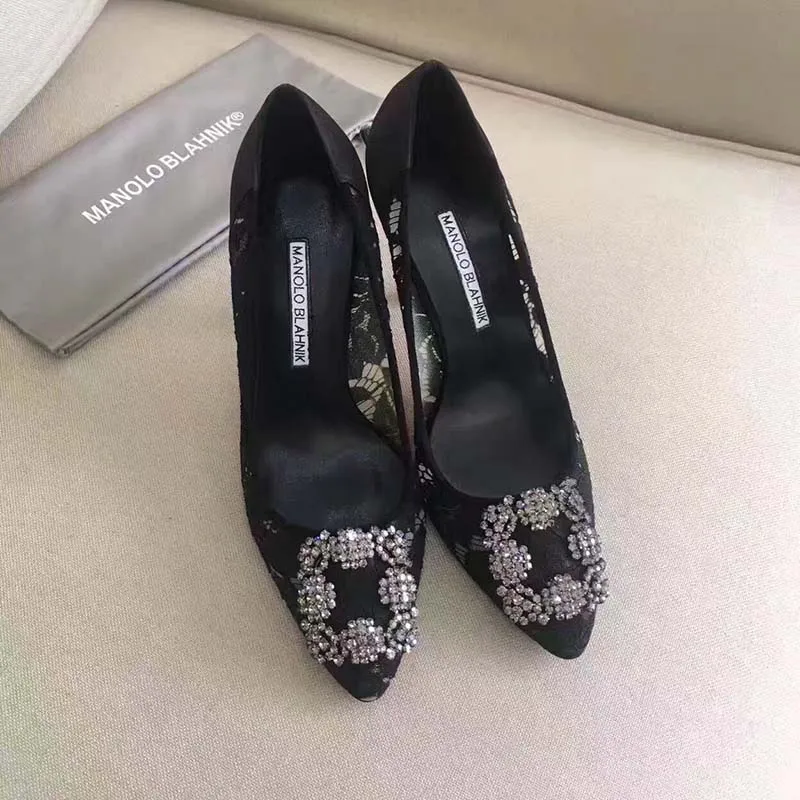 MANOLO BLAHNIK ZAPATOS DE TACóN CON HEBILLA Y ENCAJE HANGISI PARA MUJERNEGRO