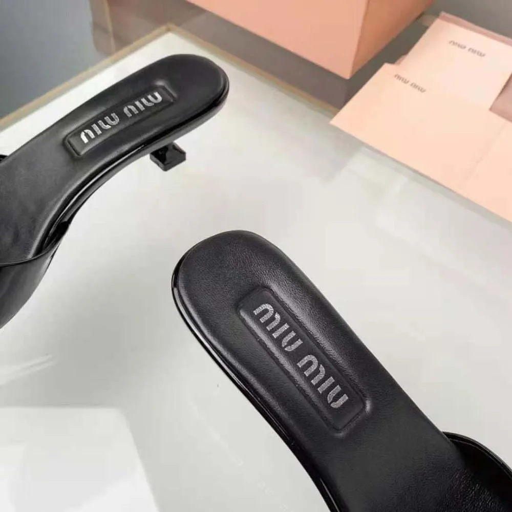 MIU MIU SANDALIAS MUJER CHAROL CON TACóN 45 MMNEGRO