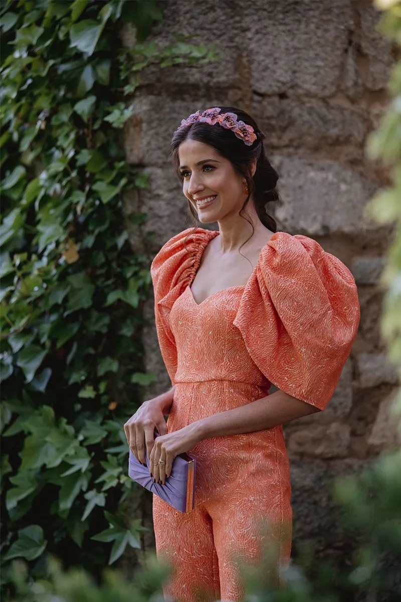 Mono brocado coral escote corazón Zoe