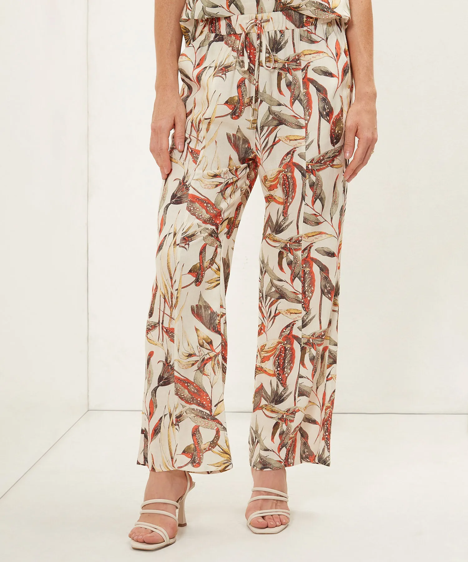 PANTAL&OACUTE;N ESTAMPADO EN EFECTO LINO
