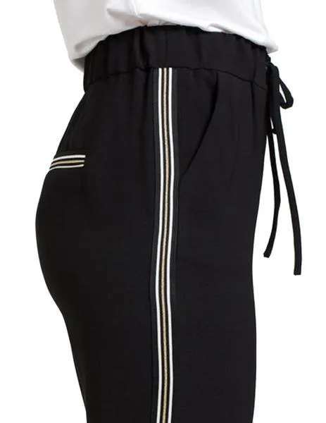 pantalon con banda
