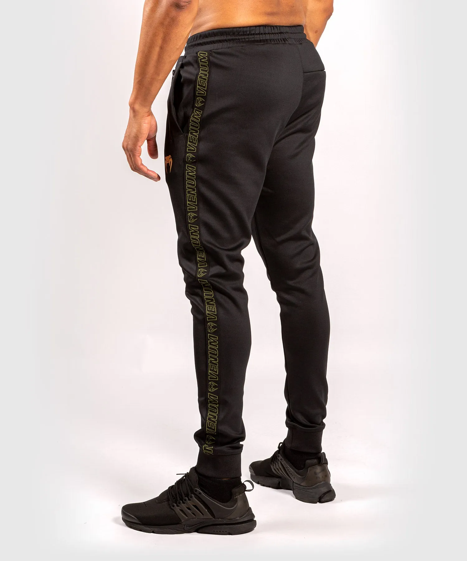 PANTALóN DE CHáNDAL VENUM CLUB 212  NEGRO/CAQUI