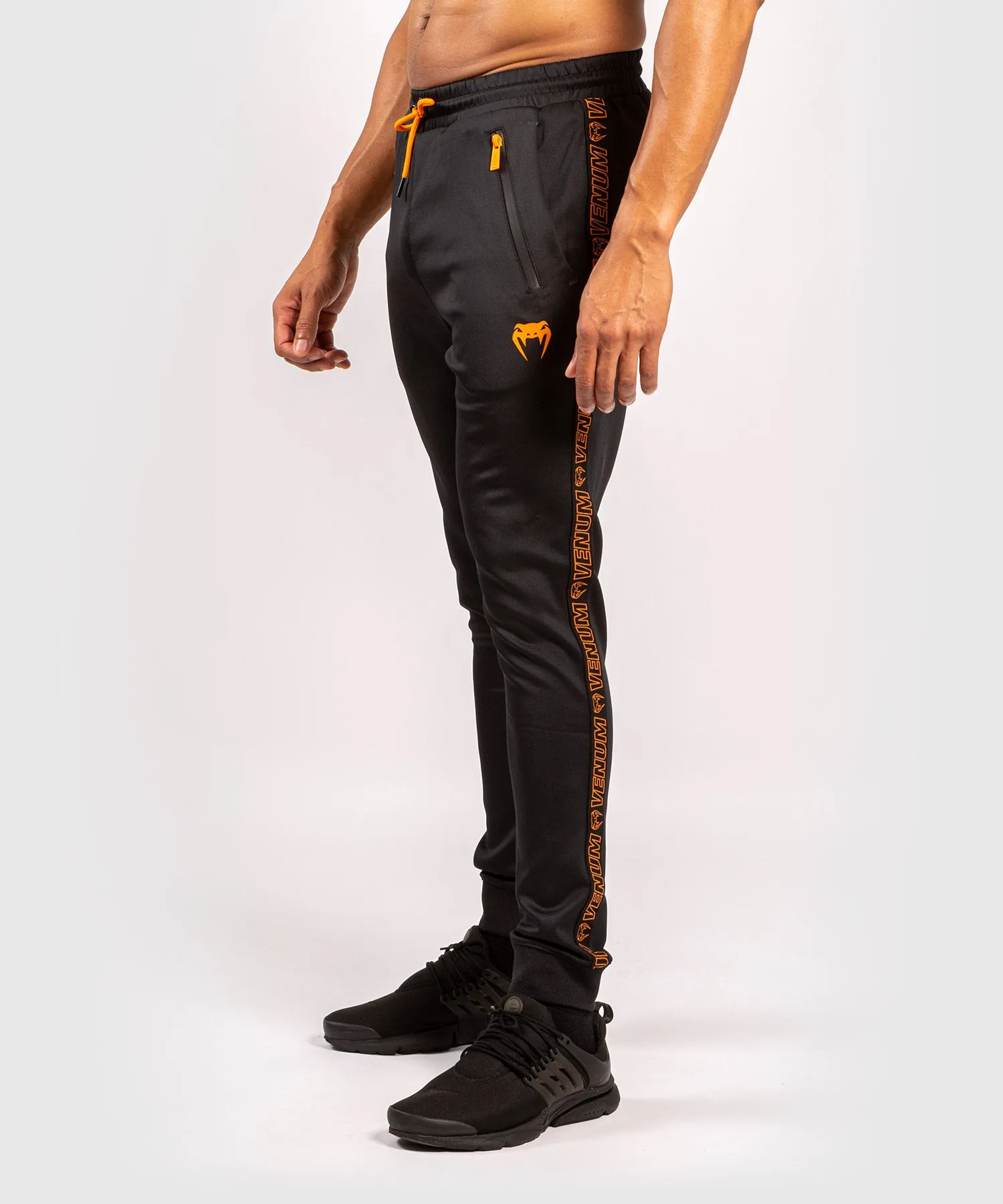 PANTALóN DE CHáNDAL VENUM CLUB 212  NEGRO/NARANJA