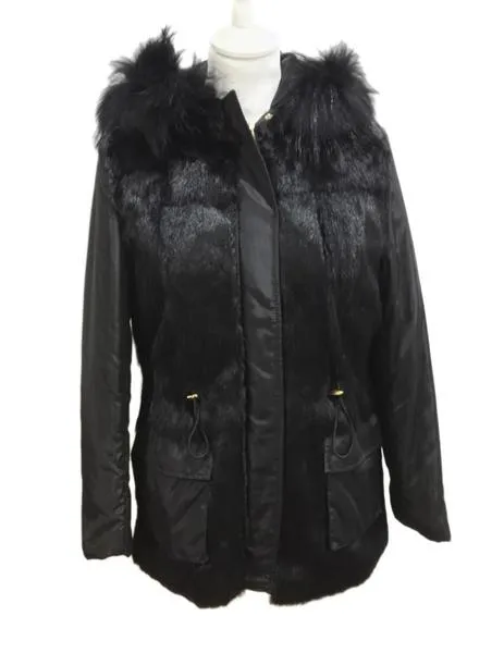 parka combinada con pelo