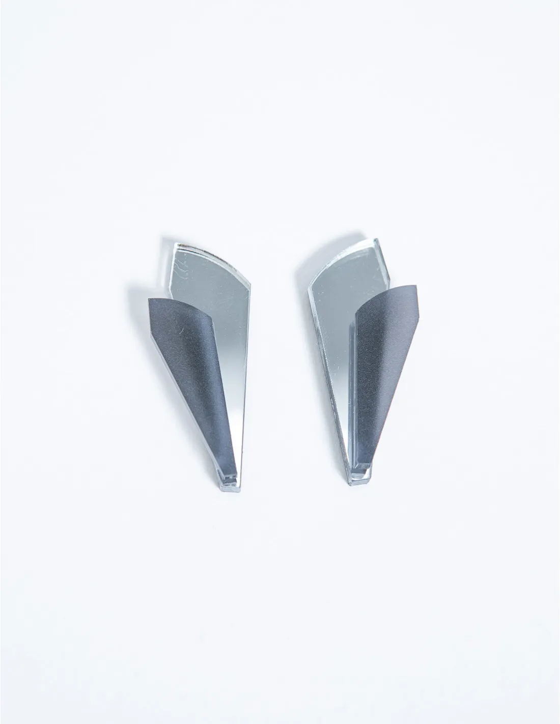 PENDIENTES LA MONTAÑA PLATA + NEGRO PAPIROGA