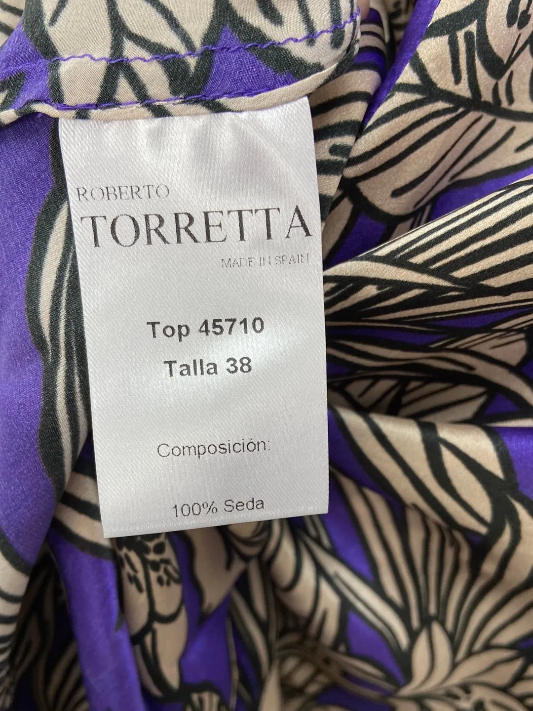 ROBERTO TORRETA.Blusa seda escote amplio cruzada T.38