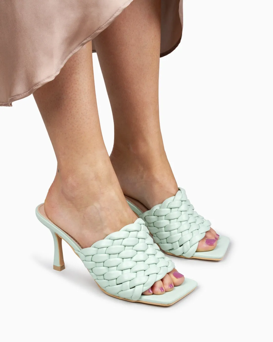 Sandalia Mule Tacón Tejido Verde
