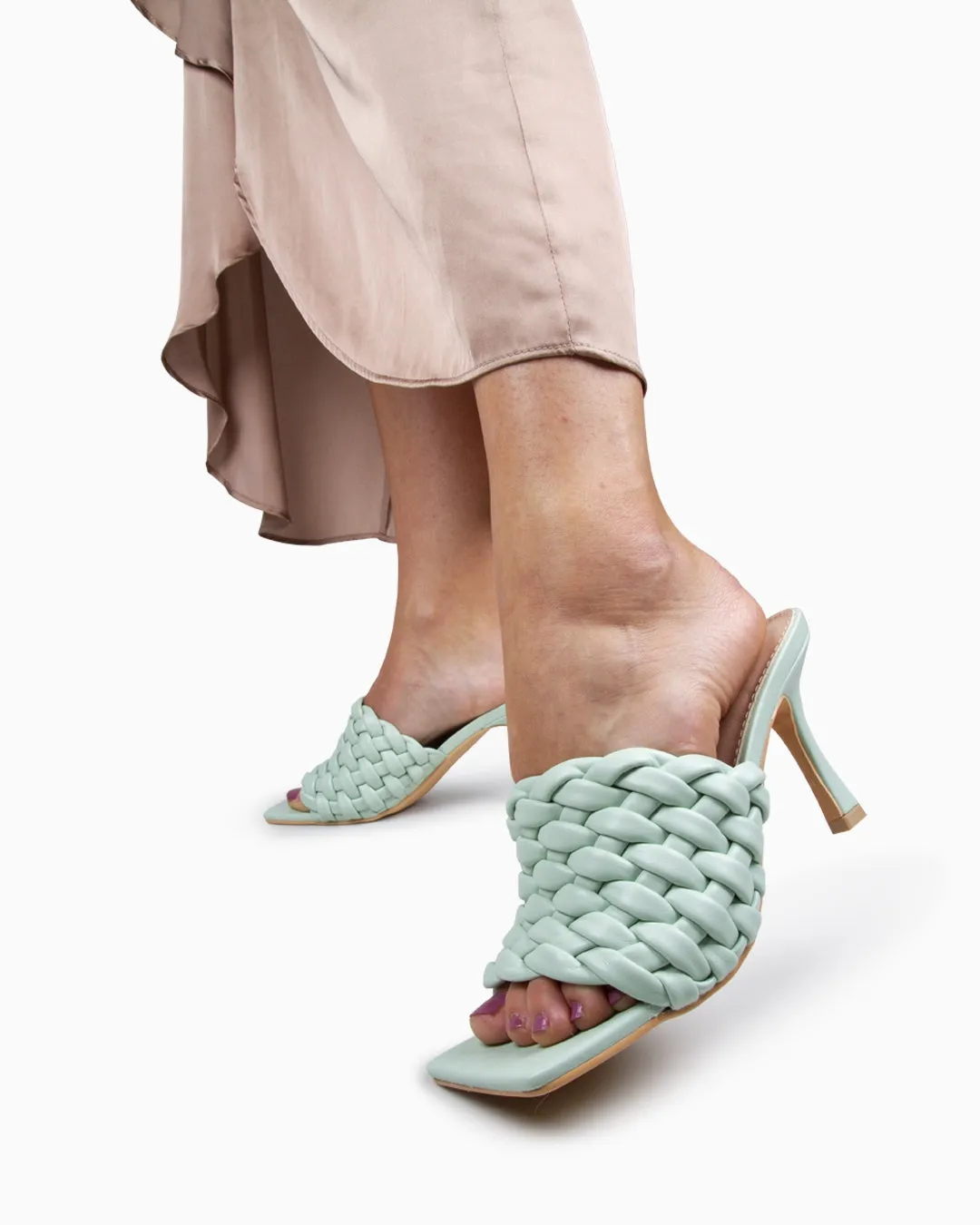 Sandalia Mule Tacón Tejido Verde