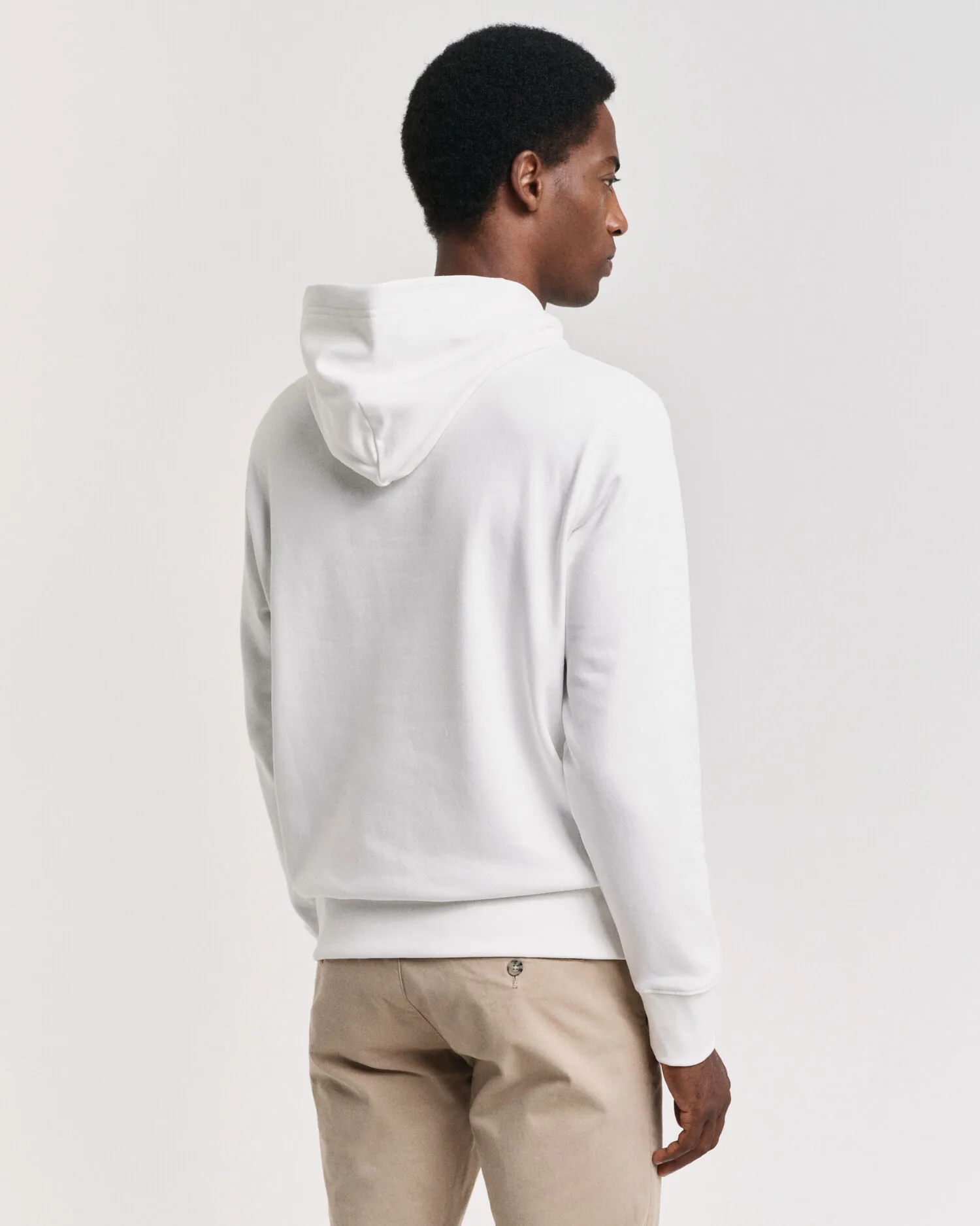 Sudadera con capucha Seasonal Essential con bordado Archive Shield