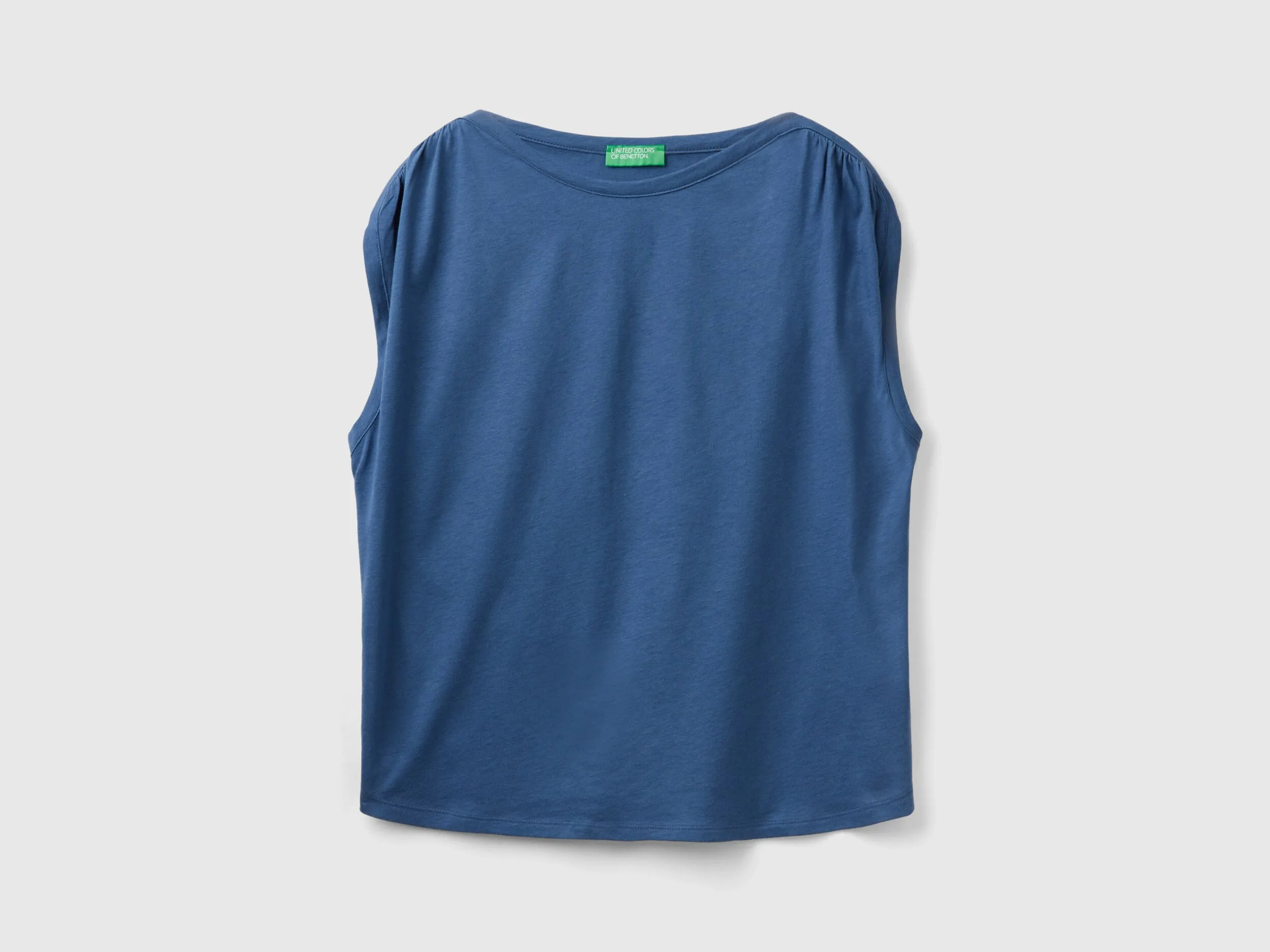 Top regular fit de cuello redono
