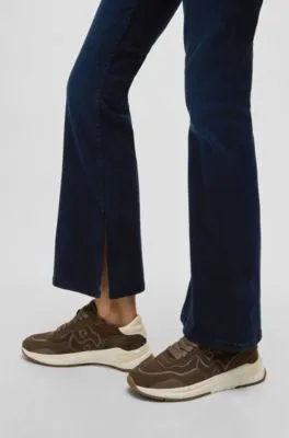 Vaqueros acampanados slim fit en tejido vaquero elástico azul