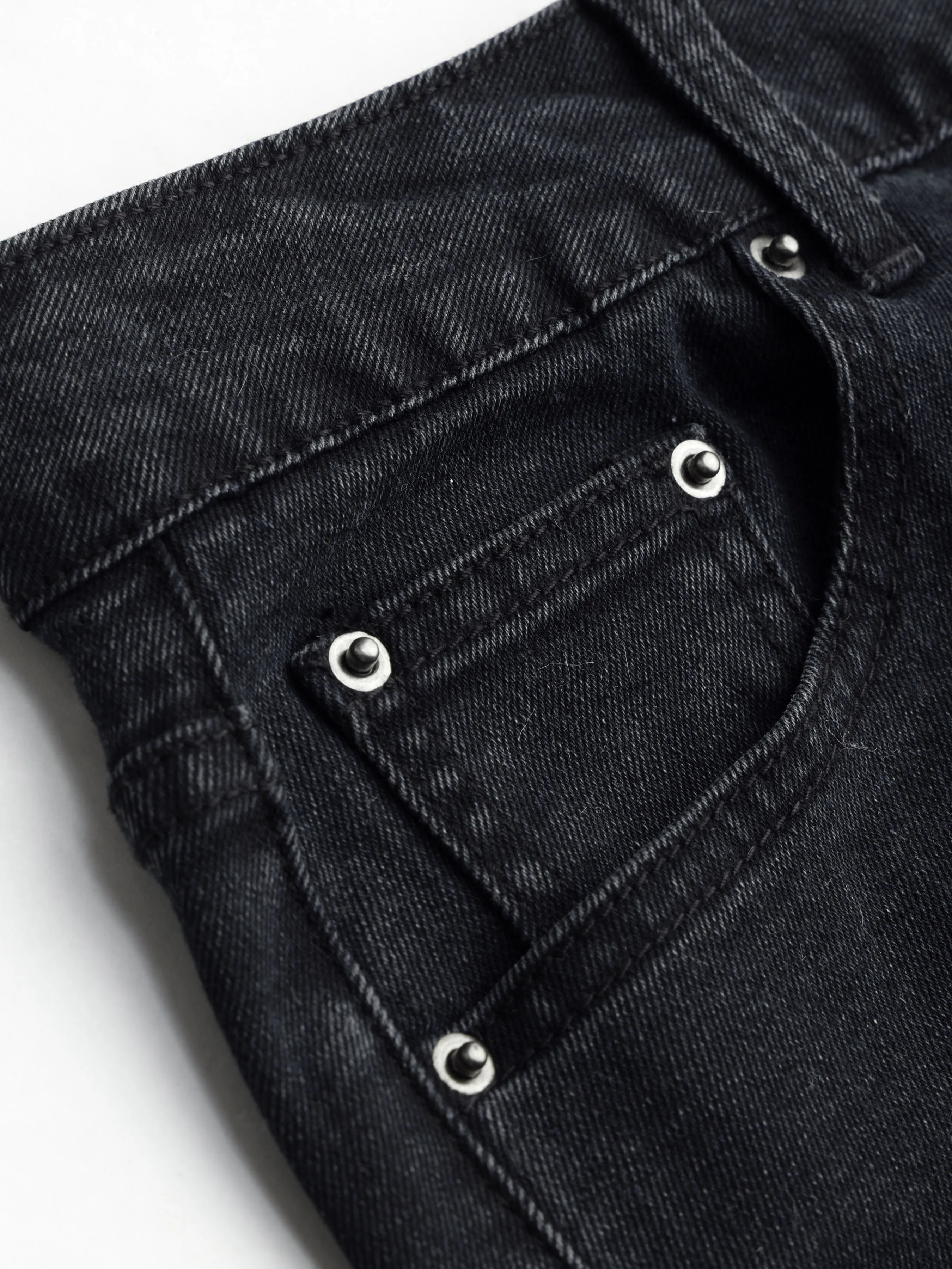  Vaqueros Mom Recortados de Cintura Alta con Botón de Bolsillo de Denim