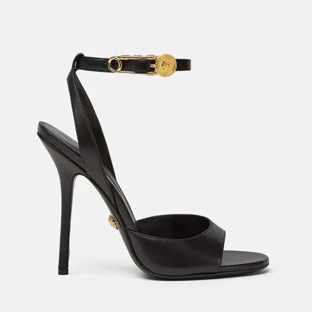VERSACE SANDALIAS DE TACóN ALTO SAFETY PIN PARA MUJERNEGRO