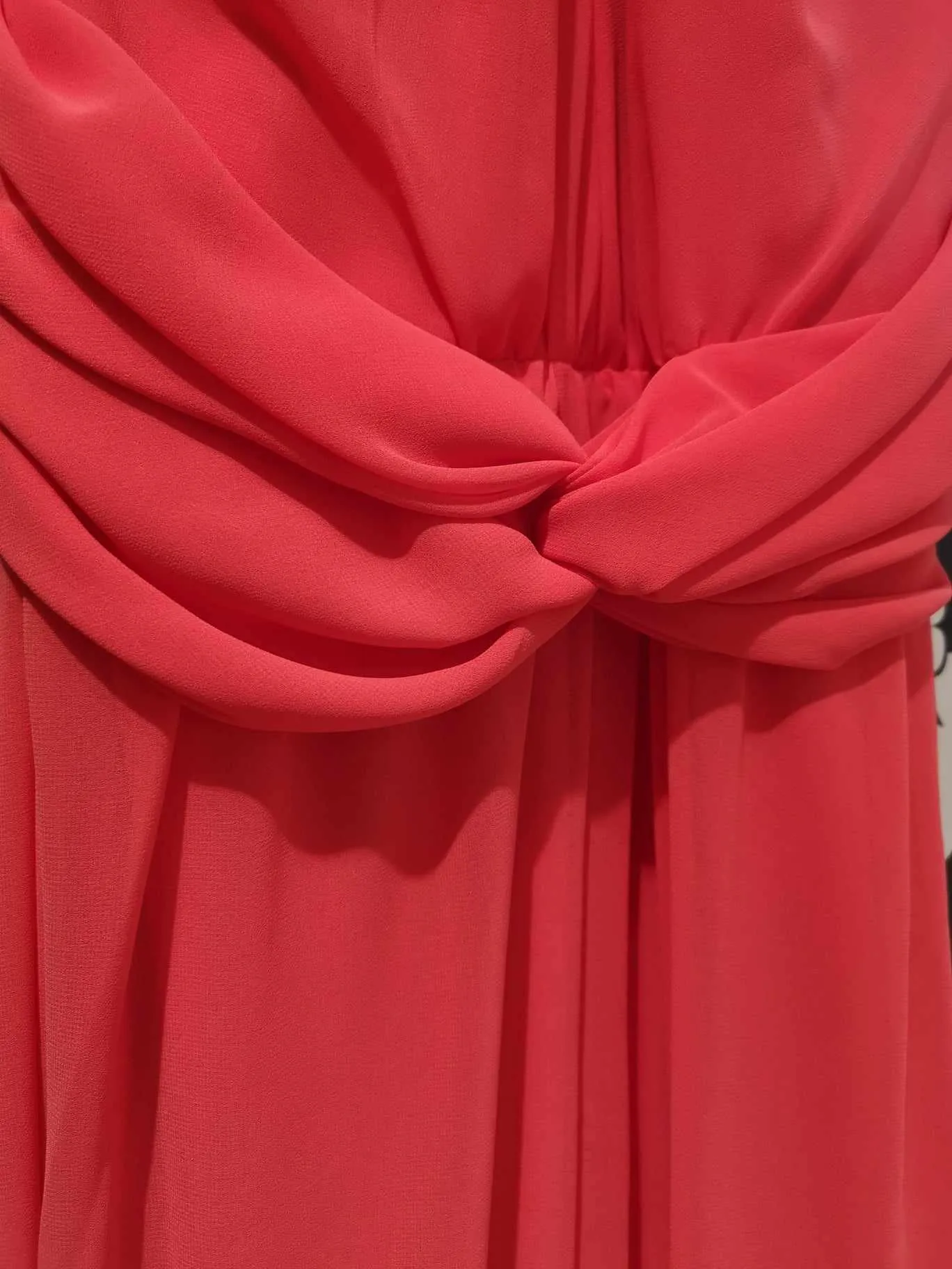 Vestido largo con escote original
