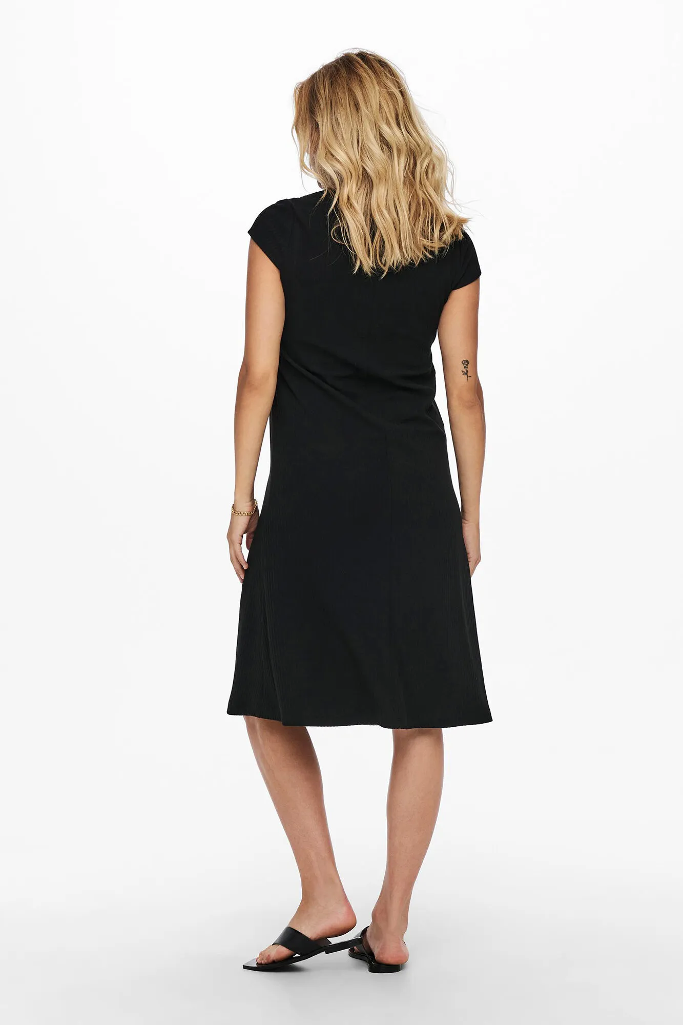 Vestido midi maternity con botones