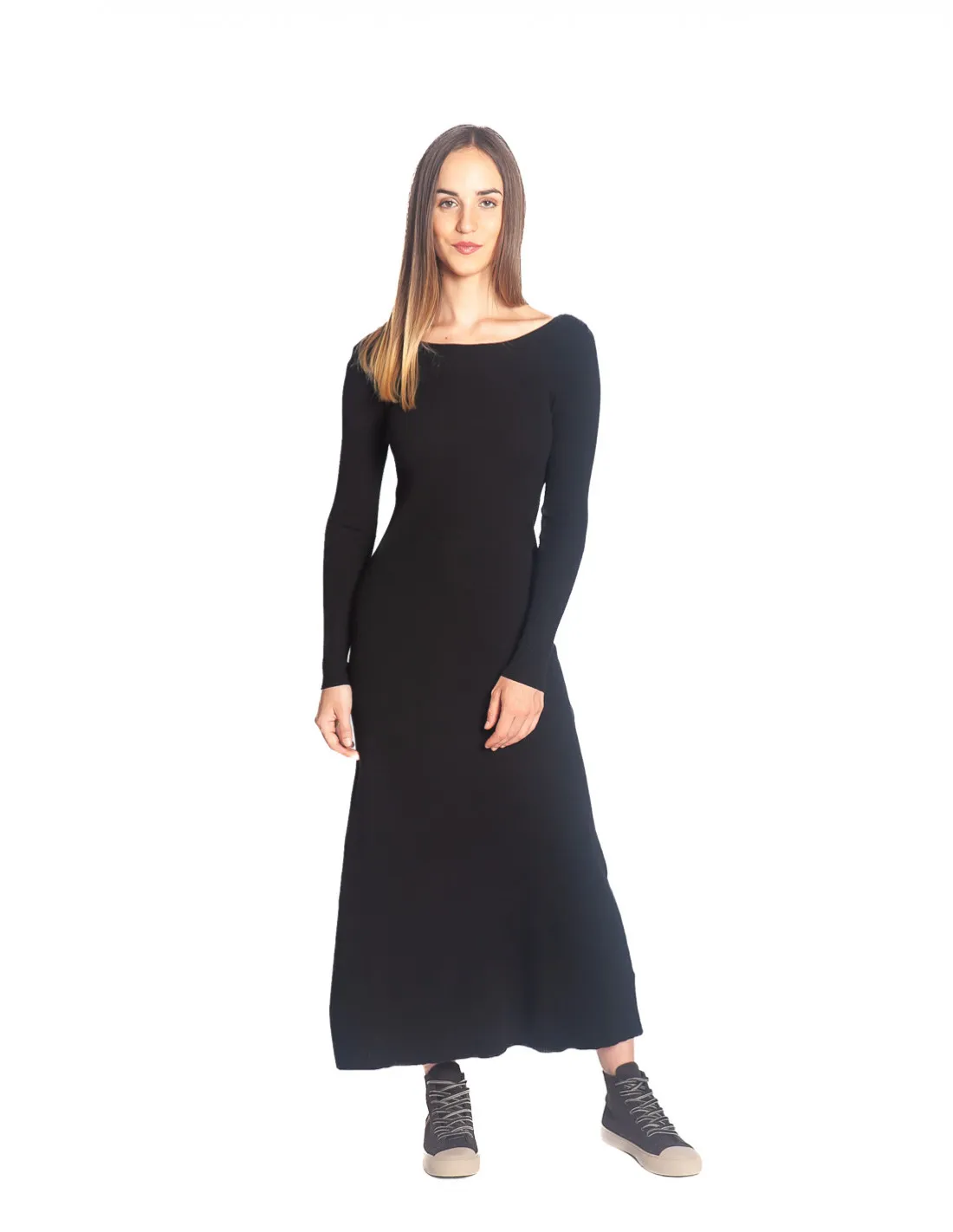 VESTIDO NEGRO ESCOTE ESPALDA NATHALIE GRACE & MILA