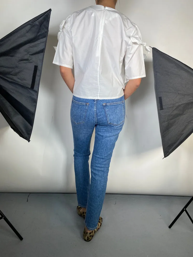 VINTAGE Polera Blanca con Lazos